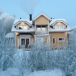 Winter Wonderland Villa Rovaniemi